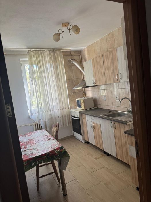 Vând apartament 2 camere