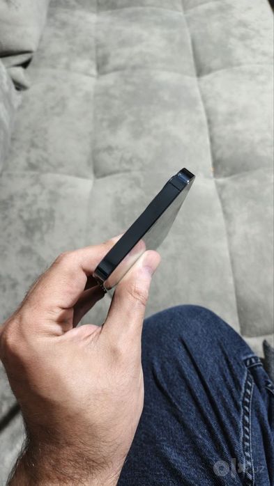 Iphope 12 pro б/у