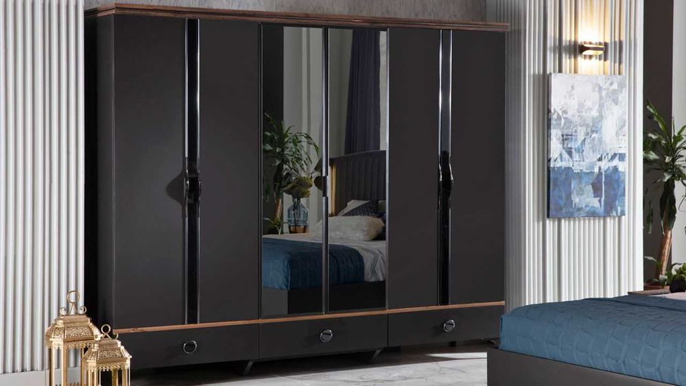 Срочно продам спальный гарнитур