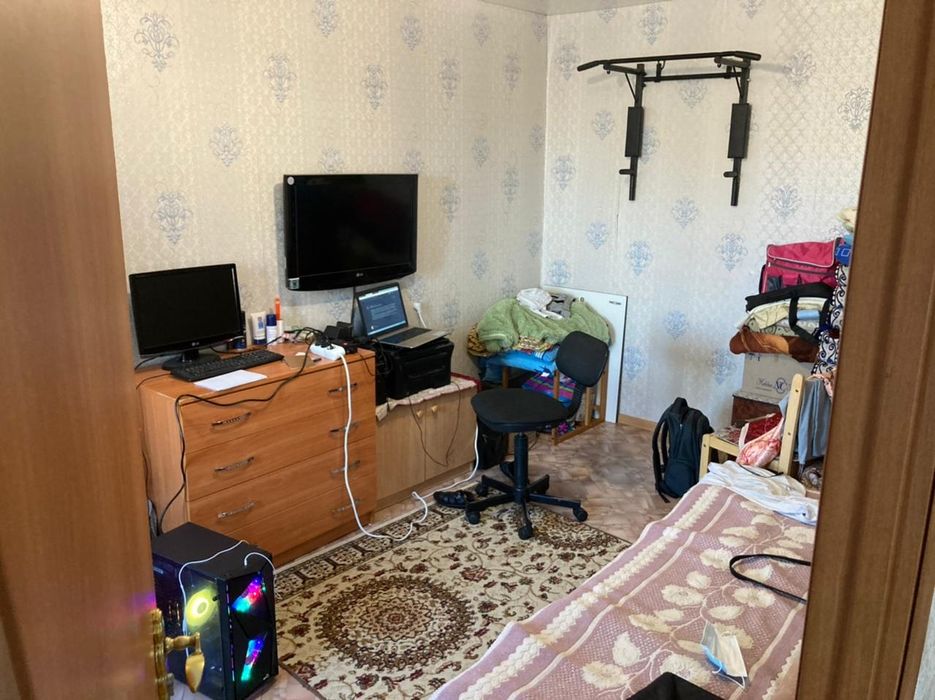 Продам квартиру 3-х комнатную