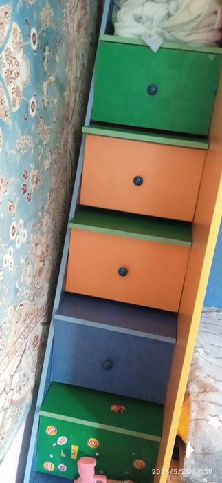 Кровать двух ярусная