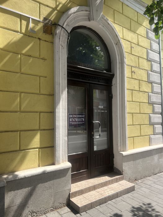 Spatii Comerciale
