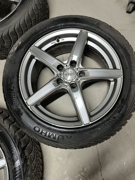 Cauciucuri iarna kumho 245/45 r17 99v + janta aliaj dezent r17