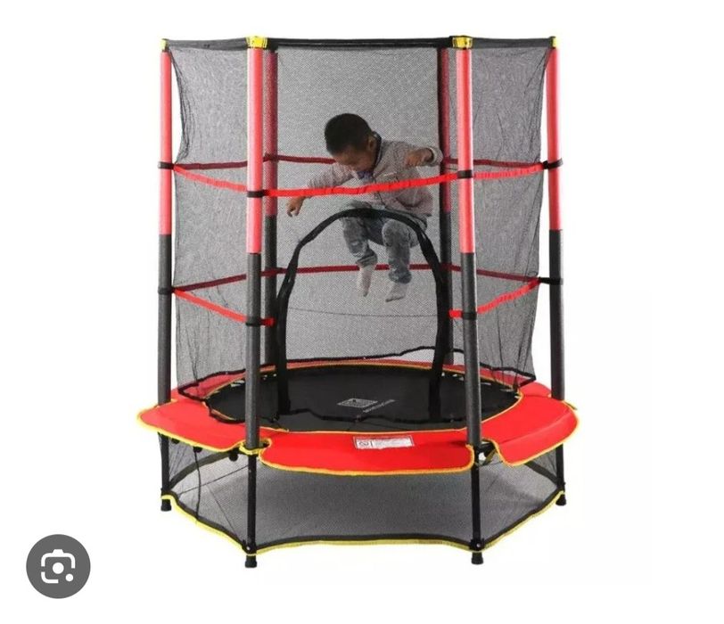 Продаётся Батут в отличном состоянии