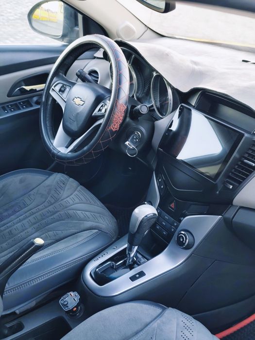 Срочно продам Chevrolet Cruze