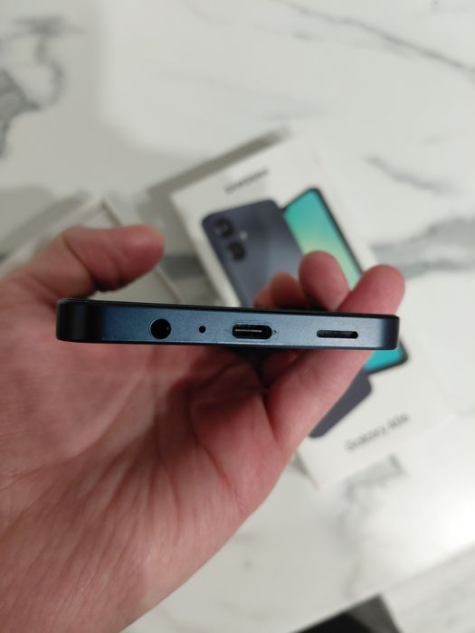 Продам Samsung A06