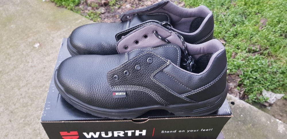 Работни обувки 44