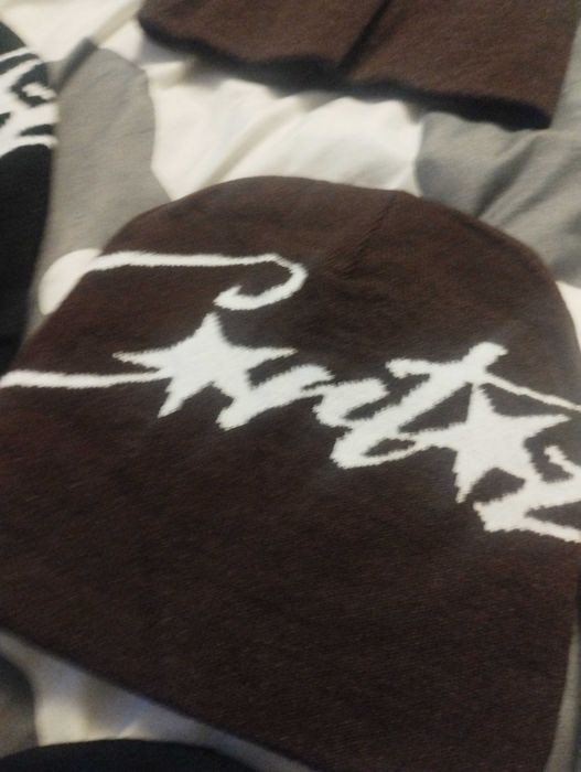 Căciulă corteiz mai multe modele