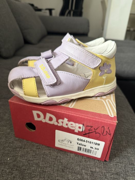 Sandale D.d. Step nr.30