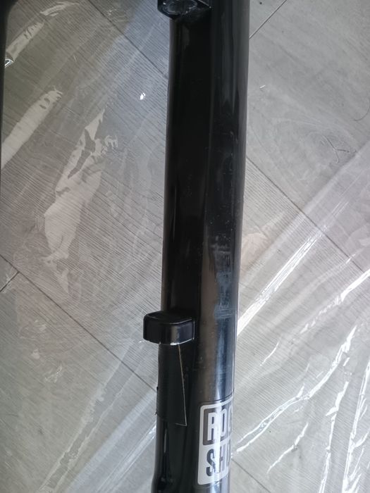 Vând furca Rockshox RS1