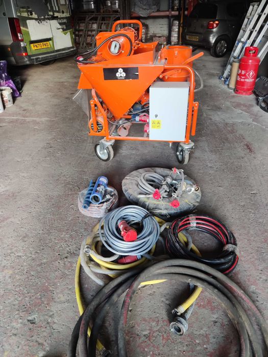 Турбозолна машина и генератор