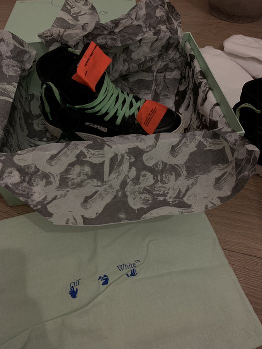 Off White Off Court 3.0