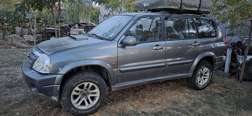 Suzuki Grand Vitara XL7 an 2007 2.0TD 7 locuri clima spate