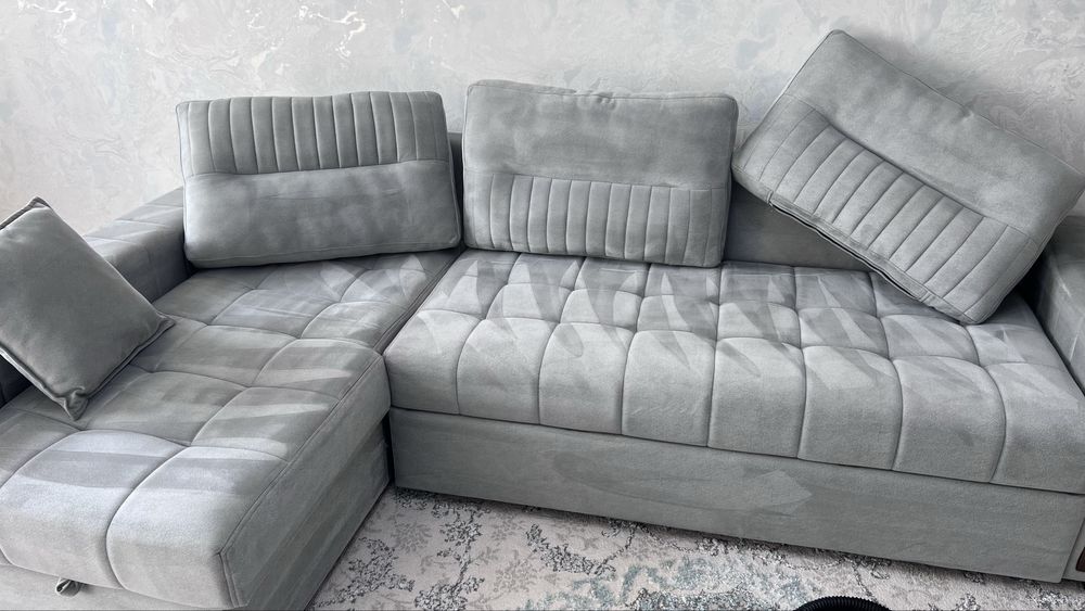 стирка ковров, химчистка мебель, стирка шторь и одеждь уборка домов