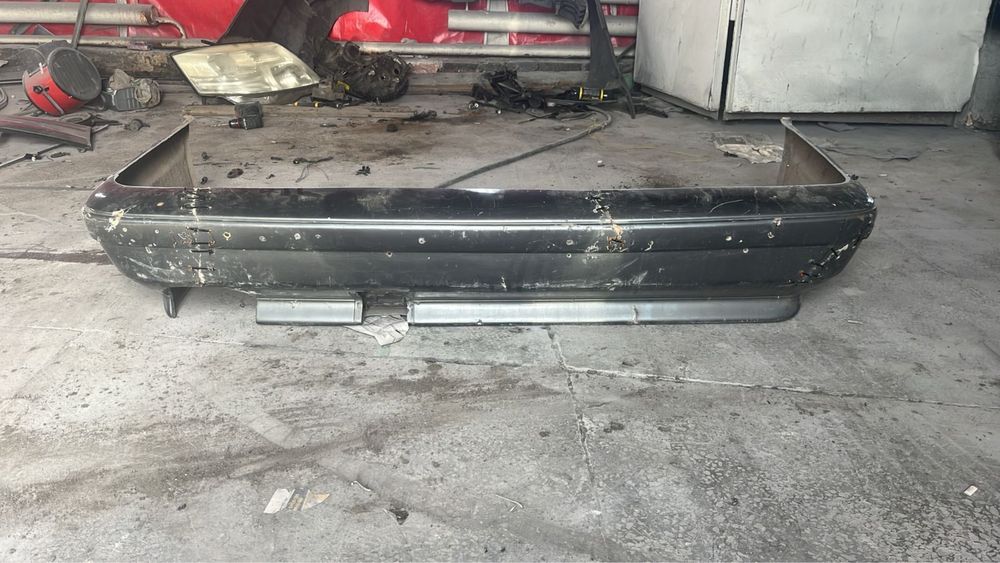 Задний бампер BMW E34
