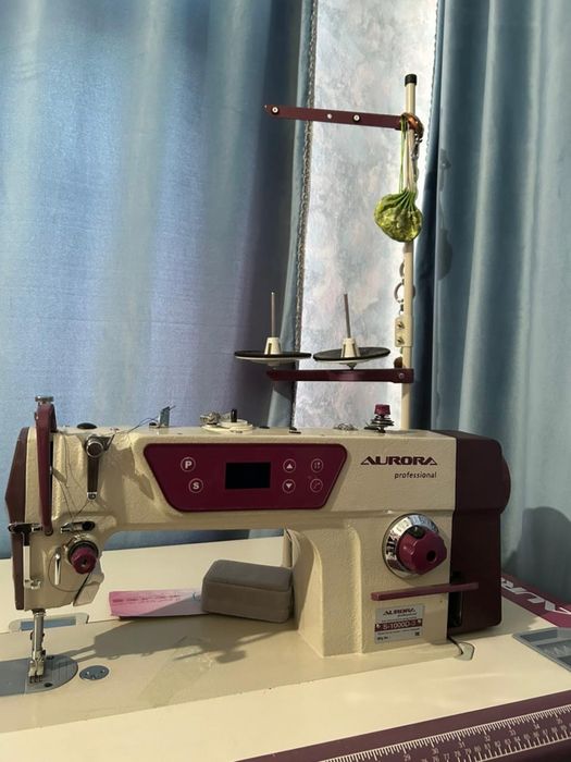 Швейная машина Aurora Professional