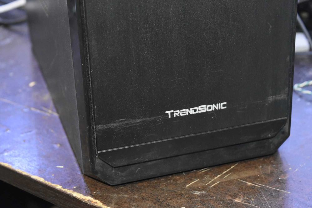 Кутия с usb 3.0  и захранване Trendsonic 550W