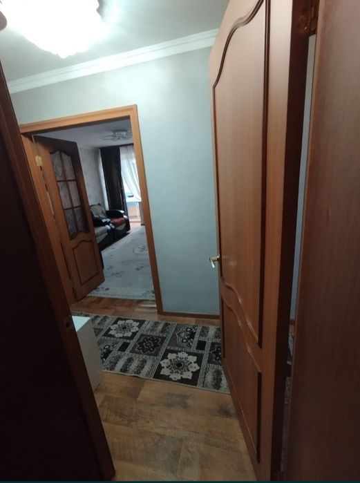 Продается 4-х комнатная на Республики