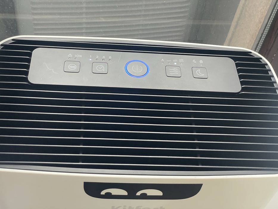 Очиститель воздуха Kitfort KT-2824