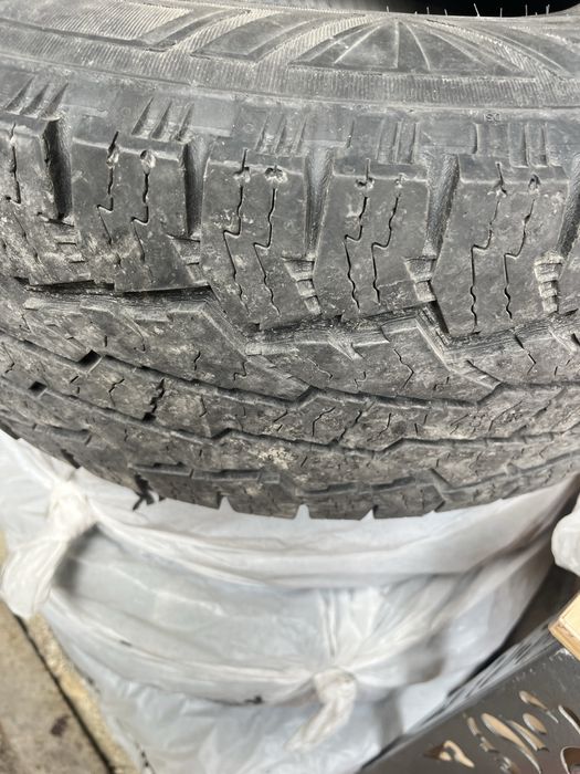 Шины АТ Nokian 265х75х15