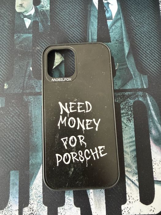 Запазени кейсове за Iphone 12 pro