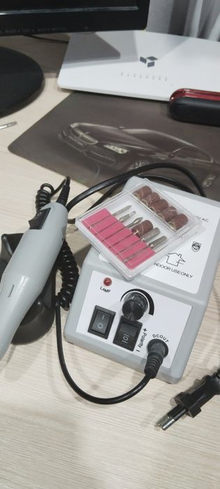 машинка для маникюра