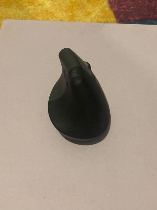 мишка Logitech LIFT черна / black mouse