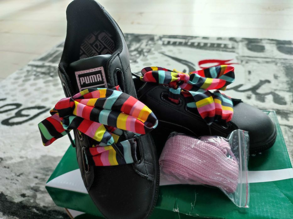 Adidasi Puma, în stare perfectă