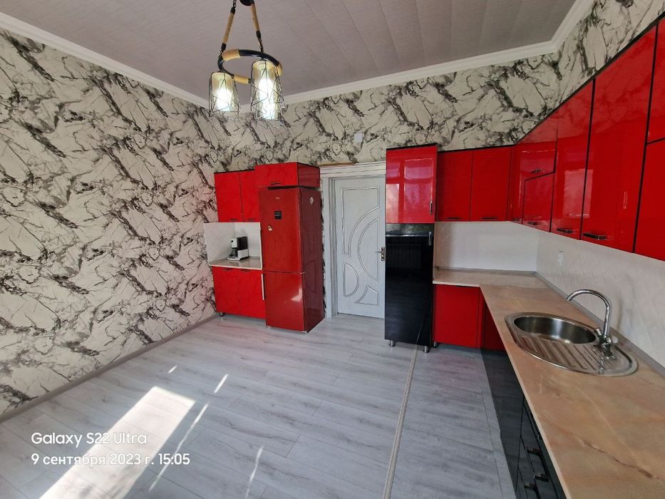 Намунали уй-жой сотилади