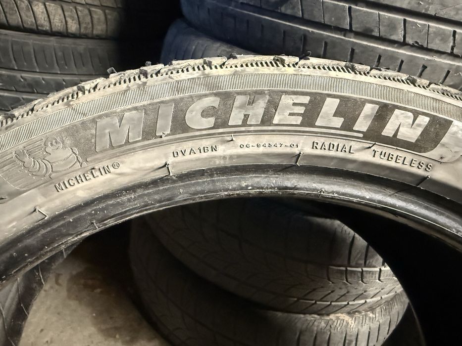 Michelin 265/40/22
