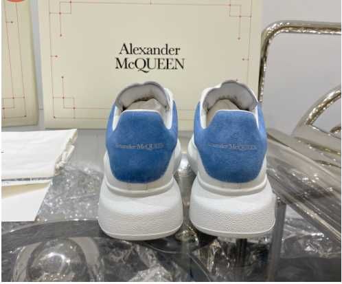 Vând pantofi Alexander McQueen, mărimea 41, stare nouă, nepurtati.