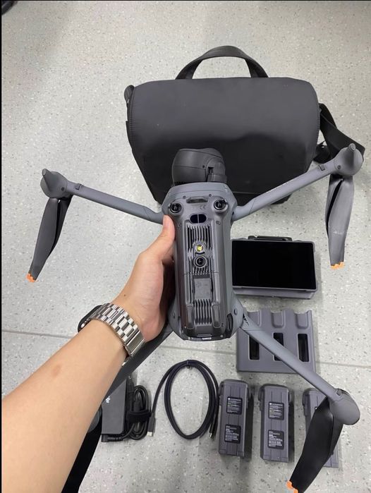 DJI Mavic 4 Pro Creator Combo 512GB