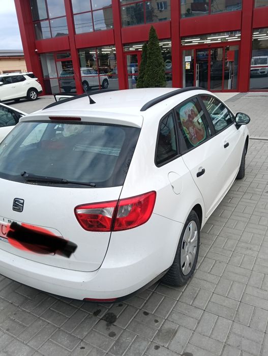 Seat Ibiza 1,2 benzina tsi CADOU : SET  CAUCIUCURI SI JENTI all seazon