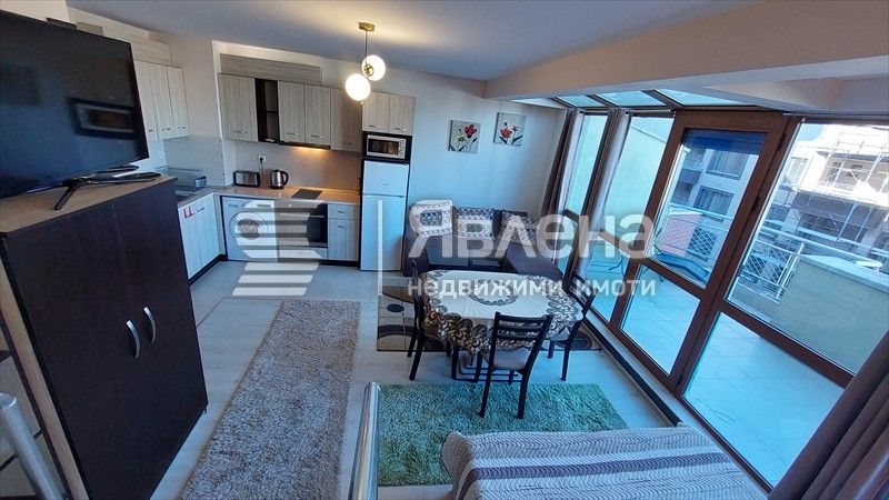 Дава се под наем Двустаен апартамент в Поморие - 95 кв.м за 490 € - Снимка #4
