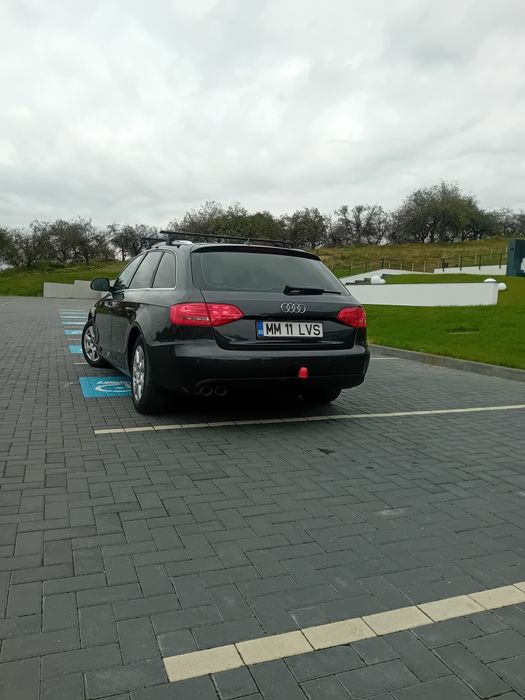 Audi  A 4 b 8 an 2010