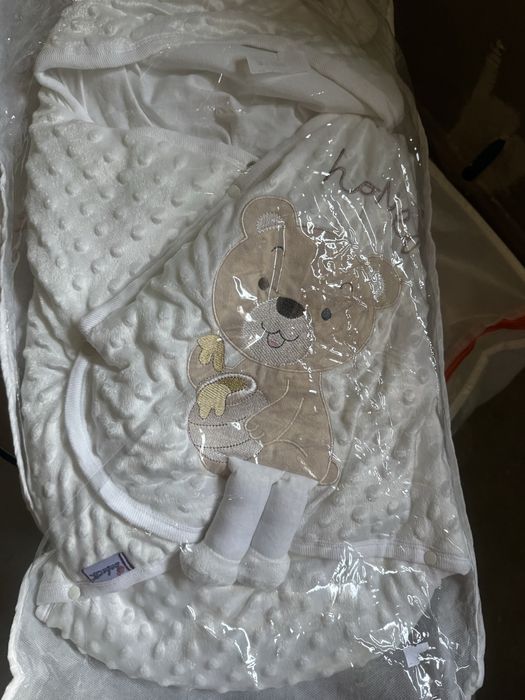 Чувалче за изписване на бебе и възглавница за седалка