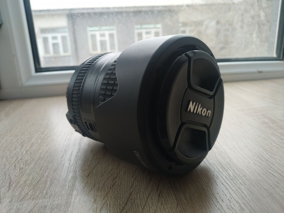 Nikkor 18-300 3'5-6'3 объектив
