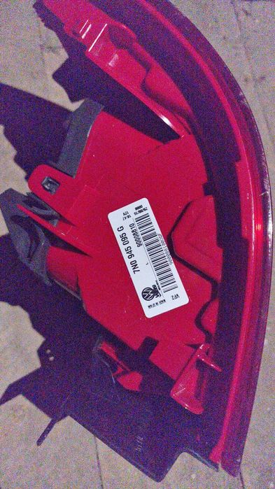 Stopuri spate vw passat B7