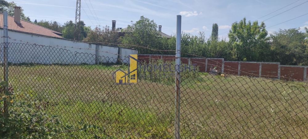 Парцел в кв. Горна баня