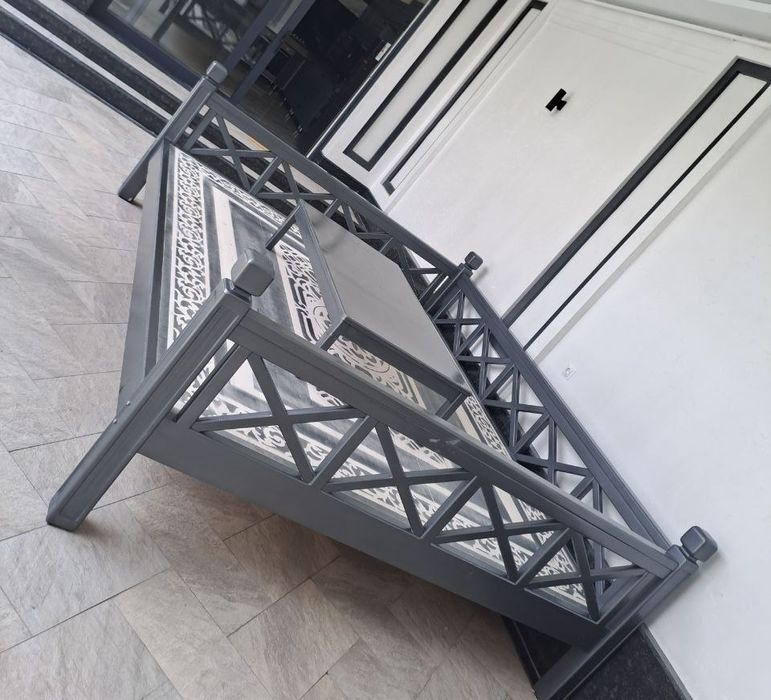 Сури тапчан карават