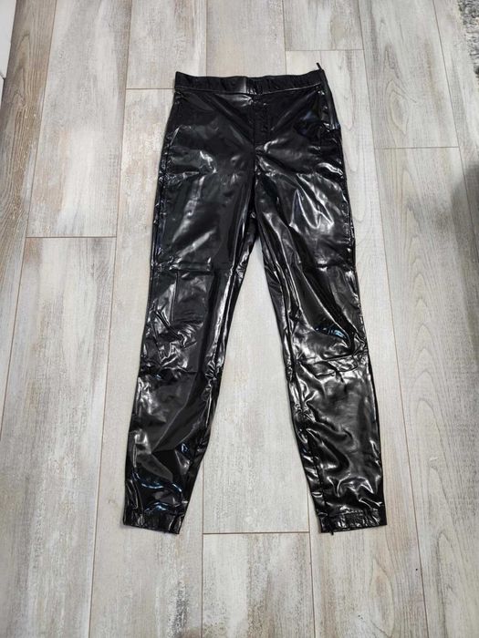 Интересен клин - панталон ZARA