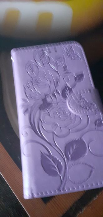 Продам чехол новый на самсунг S 8