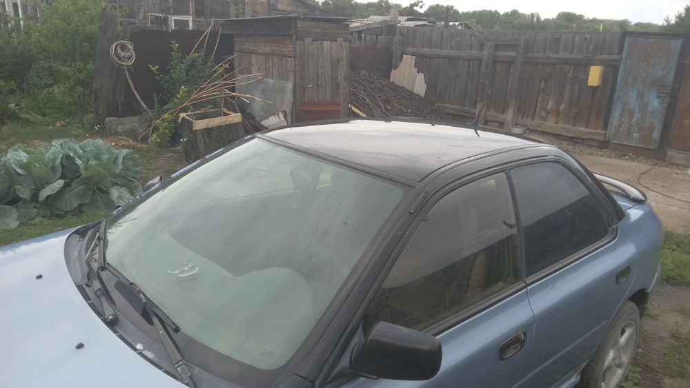 Продам автомобиль Subaru impreza 93 г