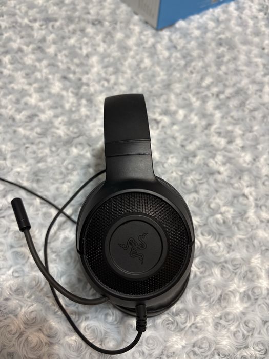 The item is a Razer Kraken X Lite gaming headset