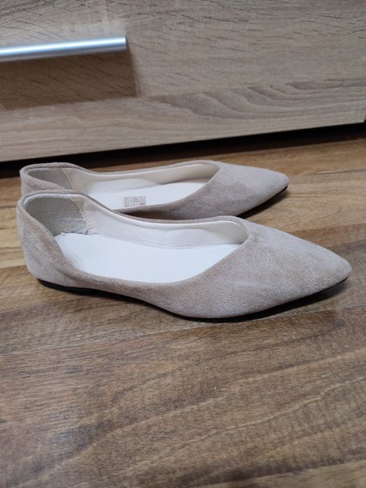 Дамски бежови пантофки 36 номер