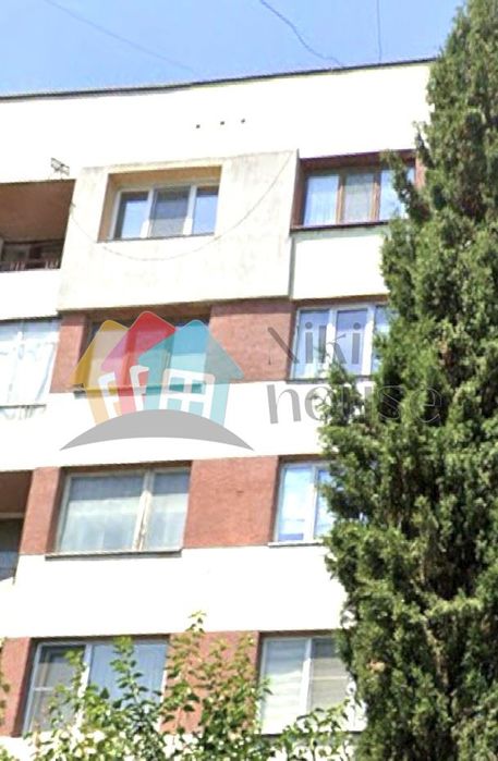 Тристаен апартамент кв.Аспарухово с площ 82кв.м., цена 155000евро