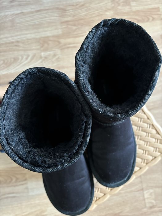 Дамски пухени боти