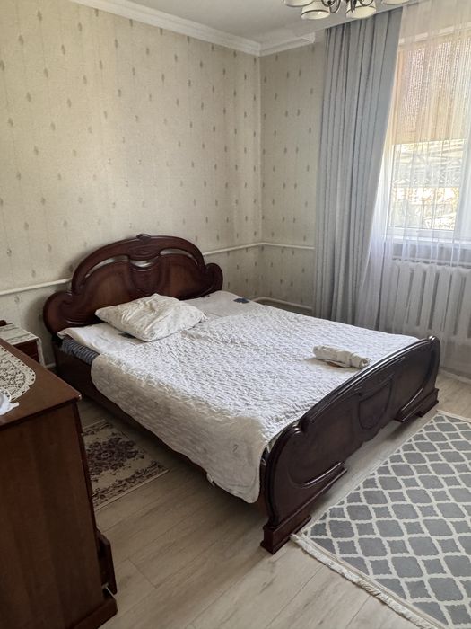 Продам спальний гарнитур