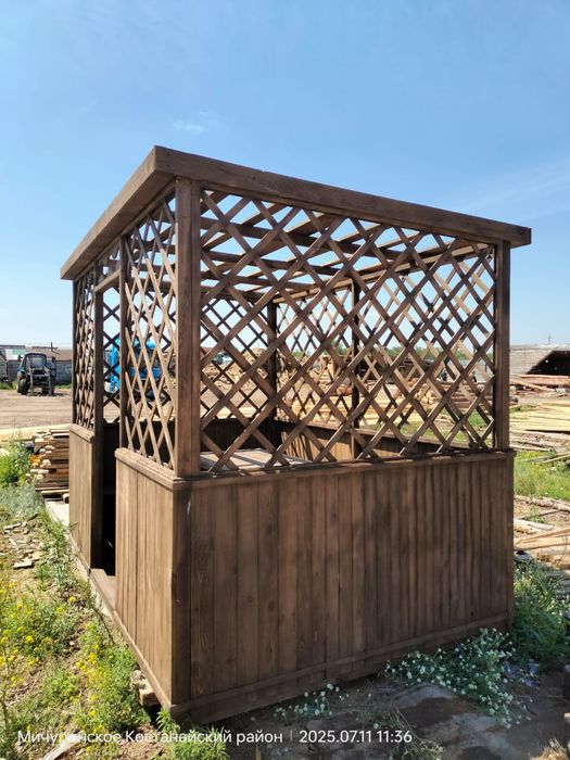 Беседка летняя для частного дома