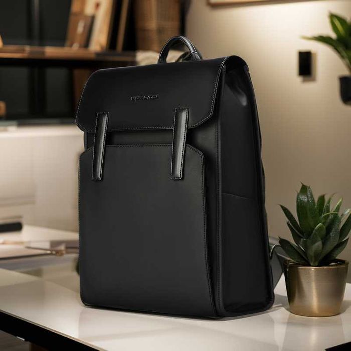 MR6602 Ryukzak

Brend: MARK RYDEN